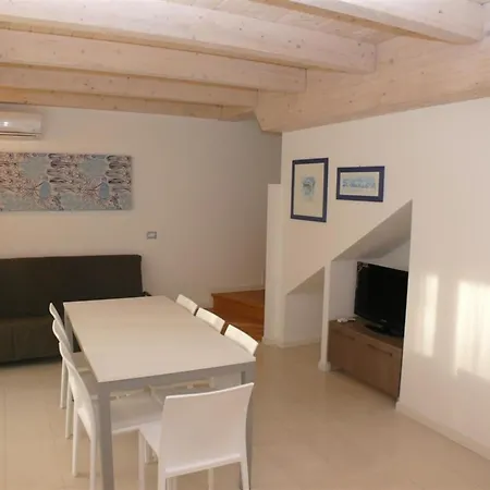 Newly Built 100 M From The Beach-bibione Apartment *
