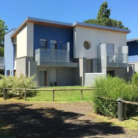Newly Built 100 M From The Beach-bibione Appartamento